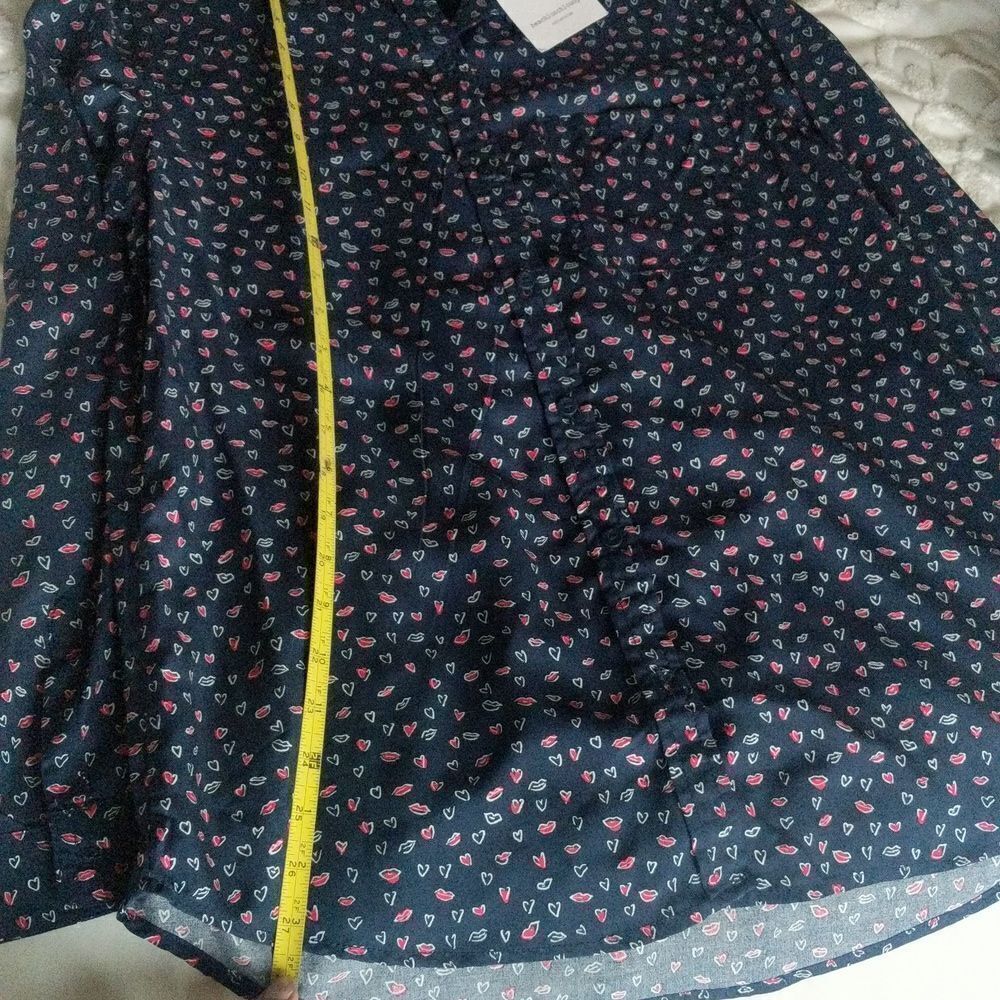 Beach Lunch Lounge Alana Heart and Kiss print button down- long sleeve top - Picture 8 of 14